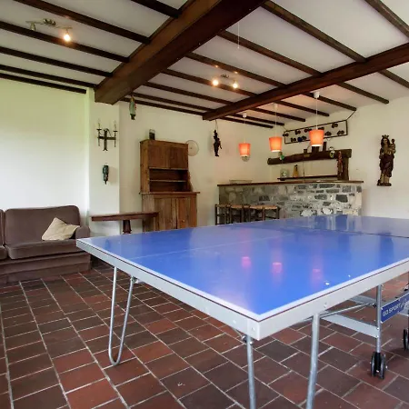 Casa de Férias Beautiful Holiday With Garden Near Forest In *