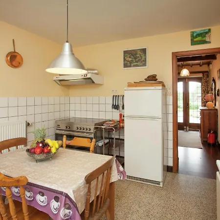 Casa de Férias Beautiful Holiday With Garden Near Forest In *